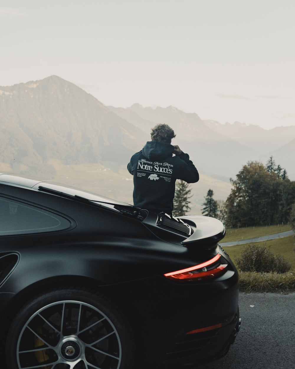 Le Classique Hoodie